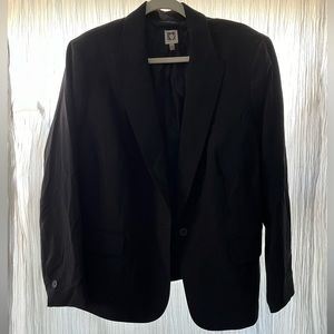 Women’s black blazer